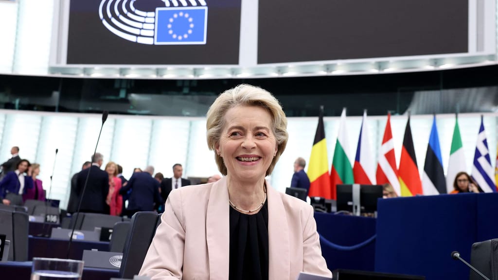 370 "Ja"-Stimmen: EU-Parlament bestätigt neue Kommission - politik - exxpress Nachrichten