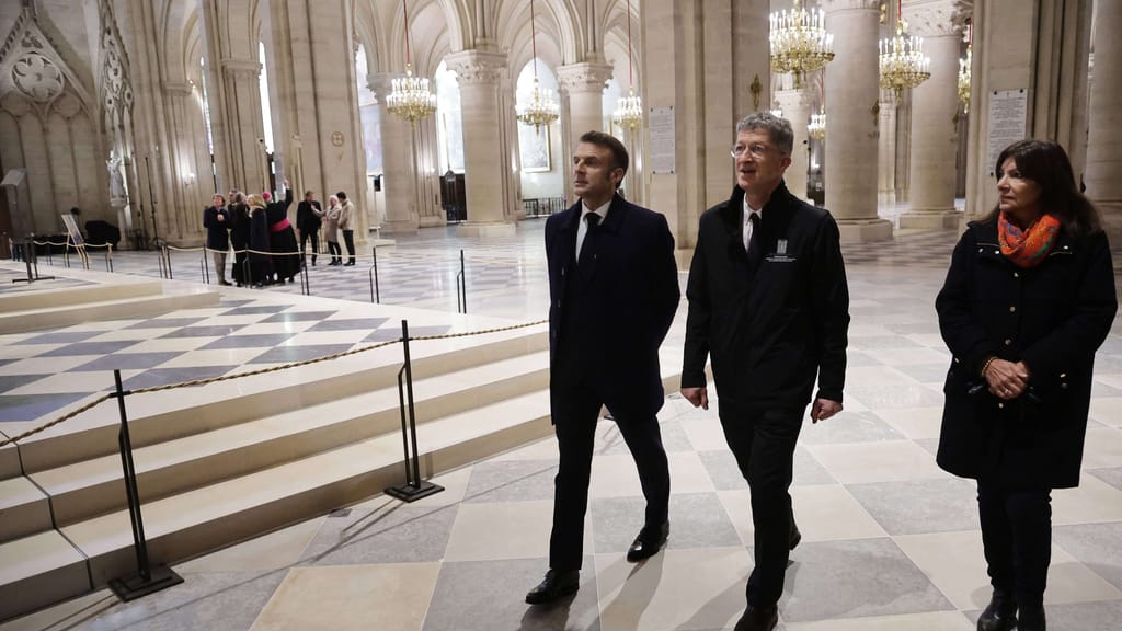 Nach verheerendem Feuer: Notre-Dame wird eingeweiht - news - exxpress Nachrichten