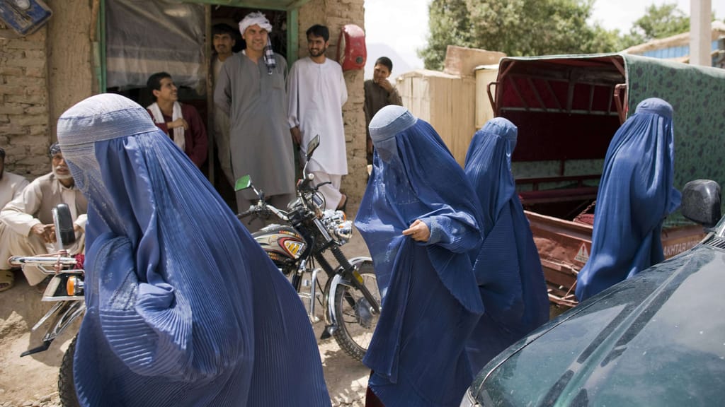 Fünf Millionen Euro: Österreich weitet humanitäre Hilfe für Afghanistan aus - politik - exxpress Nachrichten