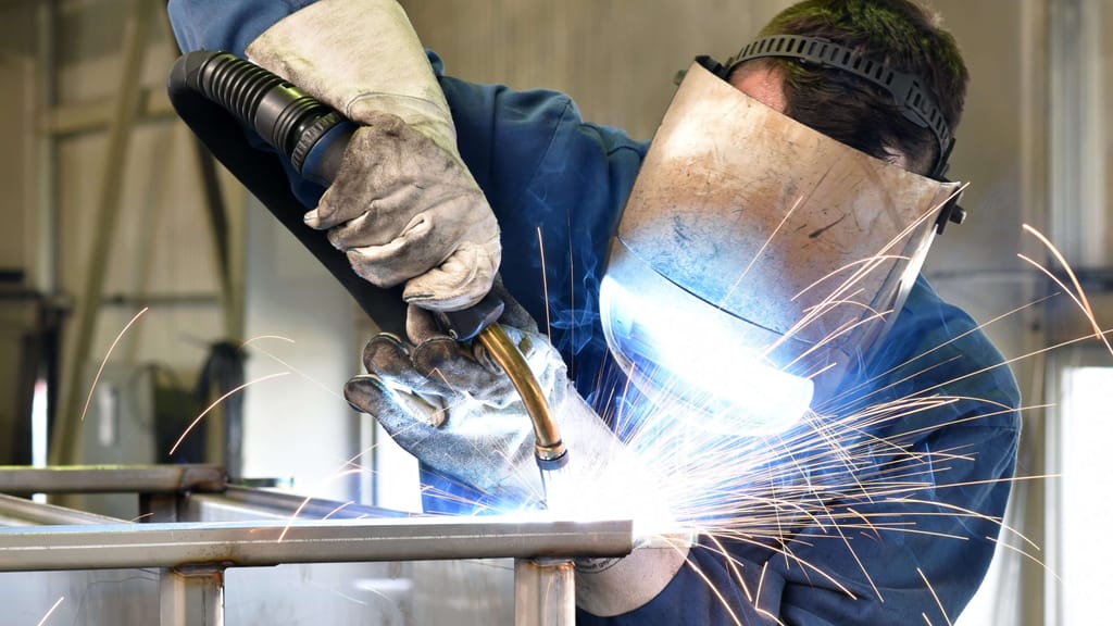 Abwanderung der Industrie: Warum Österreichs Betriebe zunehmend in die USA ziehen - economy - exxpress Nachrichten