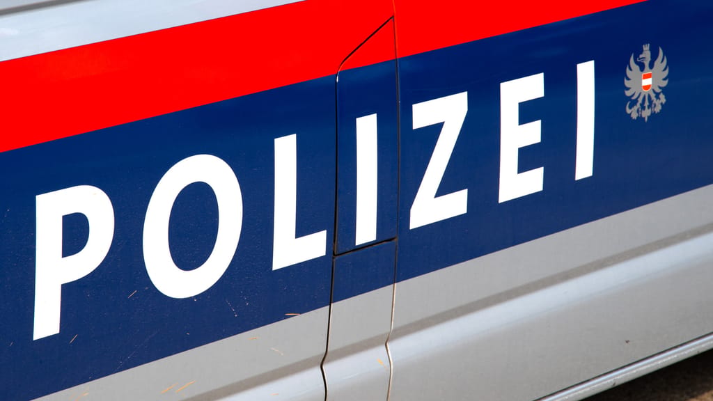 Schüsse auf Ortstafel: Polizei ermittelt - news - exxpress Nachrichten