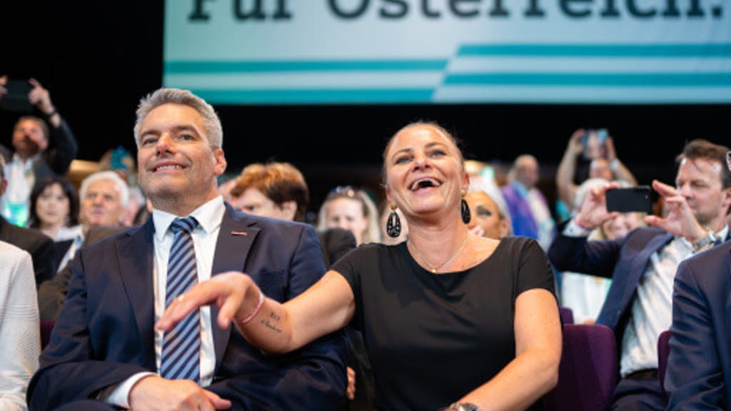 Neuer Top-Job für Kanzlergattin - news - exxpress Nachrichten