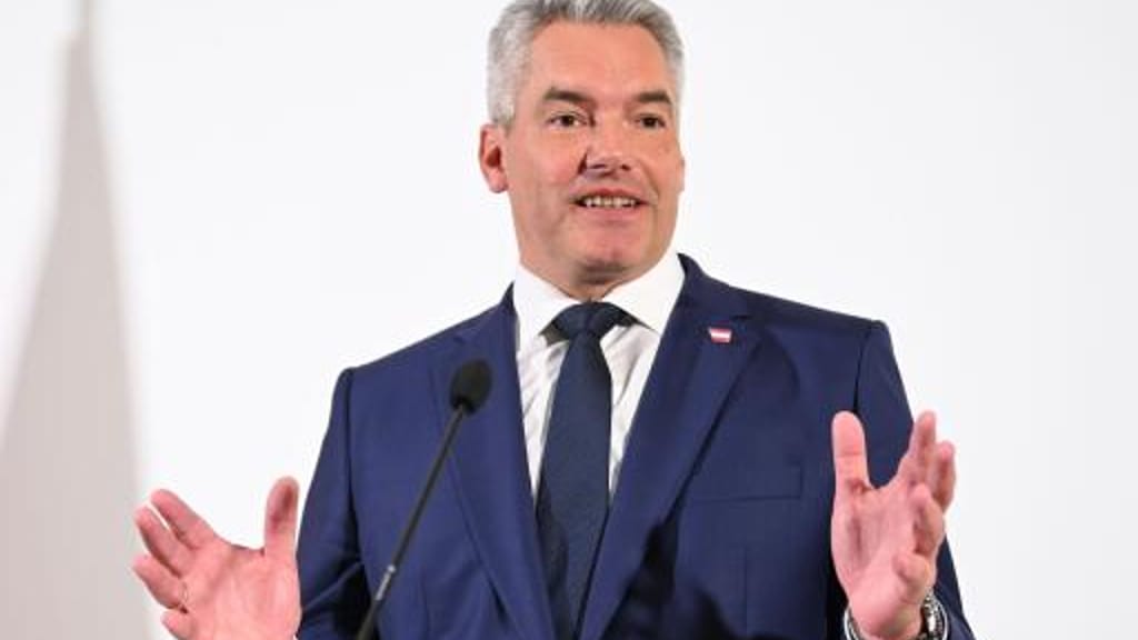 Nehammers Bilanz: eine ÖVP, die am Boden liegt - politik - exxpress Nachrichten