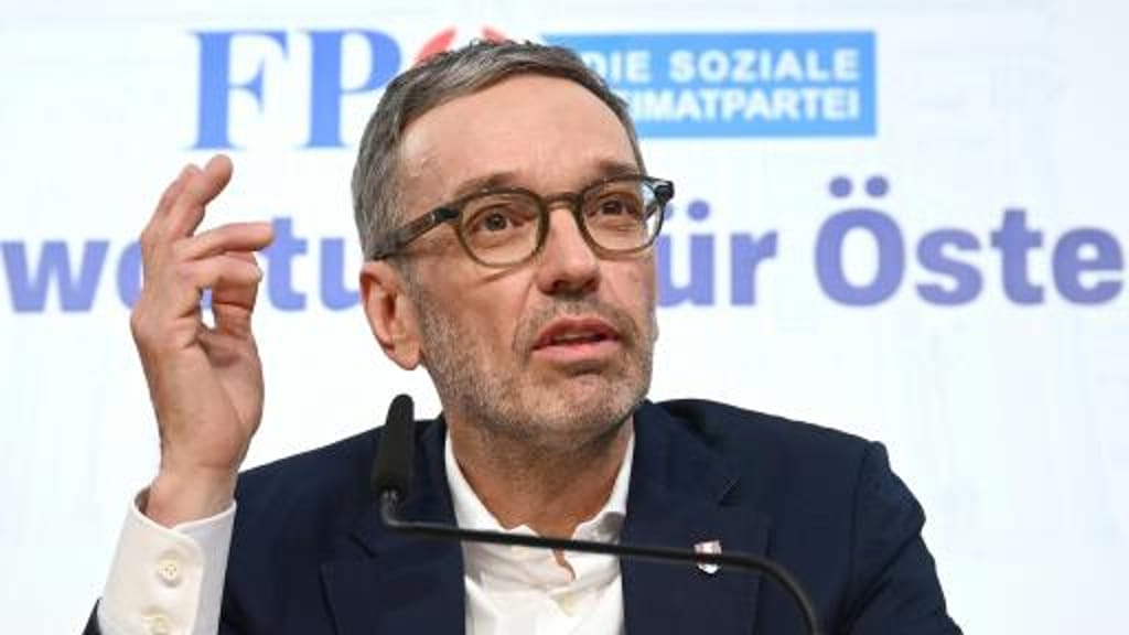 Umfrage-Hammer: FPÖ zieht davon, Ampel ohne Mehrheit - politik - exxpress Nachrichten