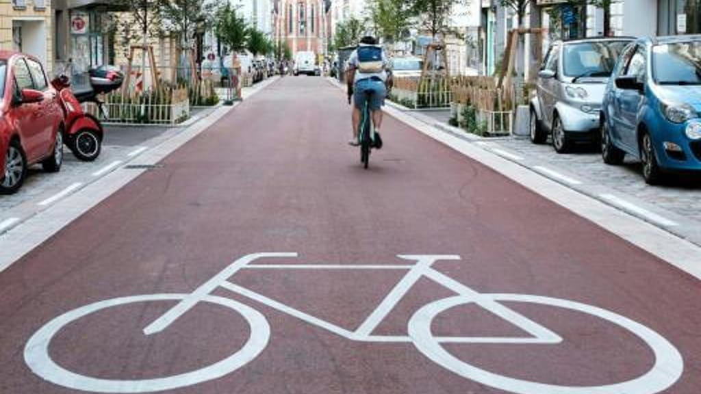 Trotz Defizit von knapp 4 Milliarden Euro: 2024 investierte Wien 53 Millionen in Radwege - politik - exxpress Nachrichten