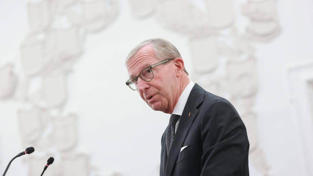 Salzburg LH-Haslauer: Die "Kehrtwendung" der ÖVP zur FPÖ ist "schmerzlich und schwierig“ - politik - exxpress Nachrichten
