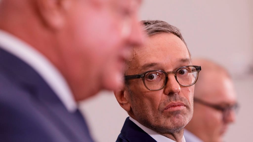 Kickl bleibt hart: Brauchen einen Kurswechsel bei Finanzen und Sicherheit - politik - exxpress Nachrichten