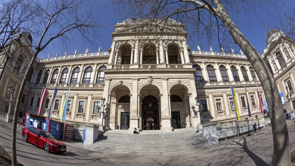 Offener Brief: Über 1000 Wissenschaftler wollen FPÖ-Regierung verhindern - politik - exxpress Nachrichten
