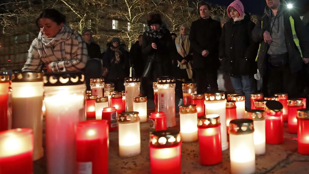 „Wir lassen uns das nicht gefallen“ – Wut auf Politik nach Terror in Villach - news - exxpress Nachrichten