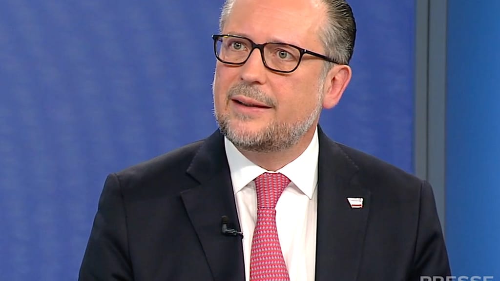 Alexander Schallenberg verabschiedet sich aus der Politik – für immer - politik - exxpress Nachrichten