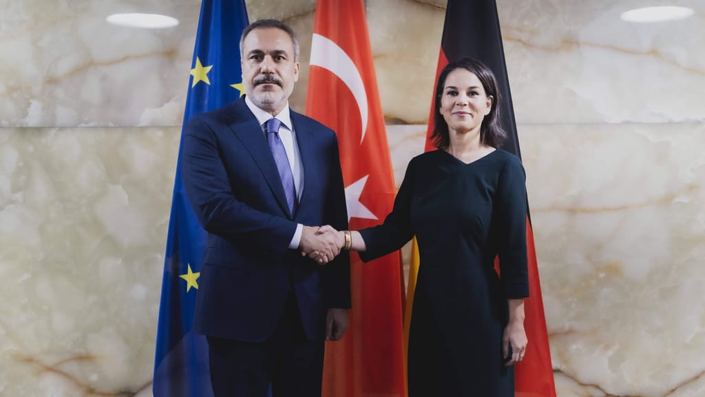 Ankara prescht mit kühner Ansage vor: "EU kann nur von der Türkei gerettet werden" - politik - exxpress Nachrichten