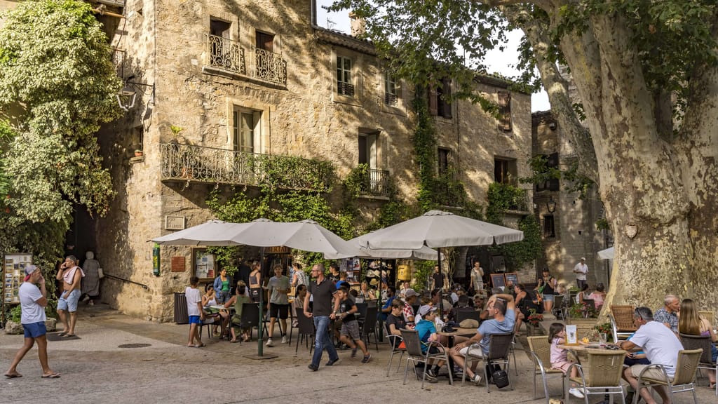 Das Wirtshaus als ländliche Institution: Frankreich und Ungarn stärken Dorfkneipen - news - exxpress Nachrichten
