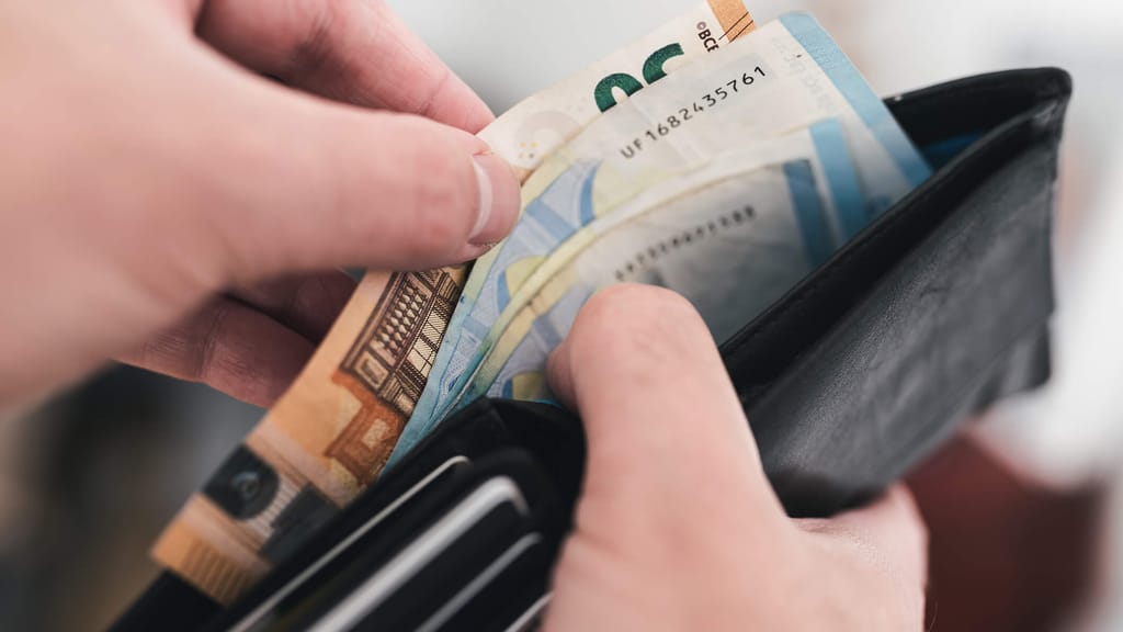 Digitale Währung? Nein, danke! Österreicher und Deutsche hängen am Bargeld - politik - exxpress Nachrichten