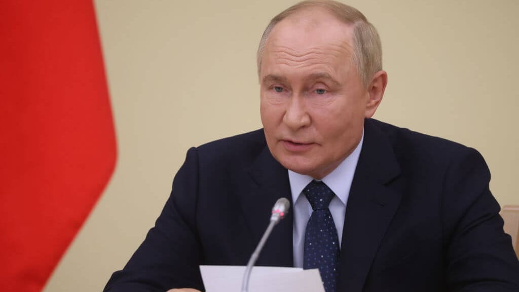 Putin äußert sich erstmals zur Waffenruhe: Und stellt kaum erfüllbare Bedingungen - politik - exxpress Nachrichten