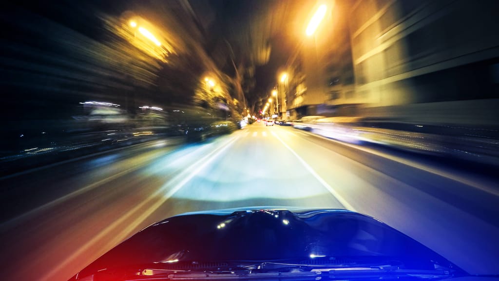 Illegales Straßenrennen: Polizei zieht zwei Serben aus dem Verkehr - news - exxpress Nachrichten