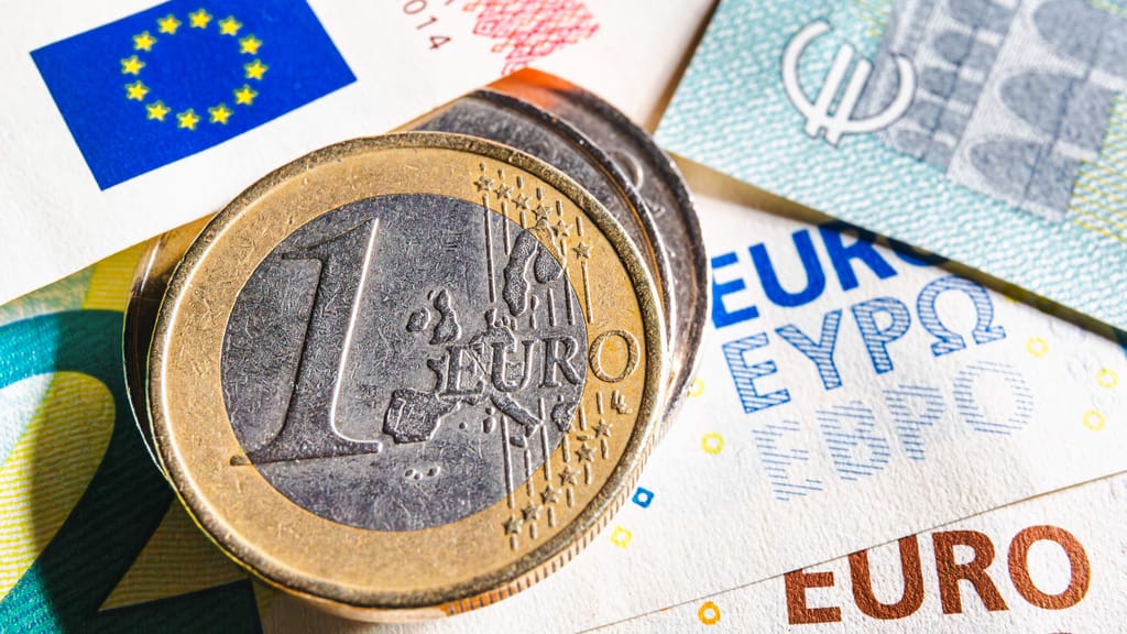 EZB-Umfrage zeigt: Bürger lehnen digitalen Euro ab - politik - exxpress Nachrichten