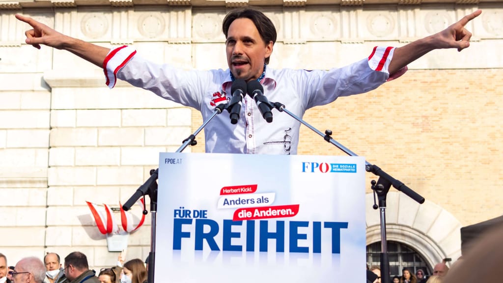 Hartes Urteil für Impfgegner Rutter: Verschwörungstheoretiker und rechtsextrem - news - exxpress Nachrichten