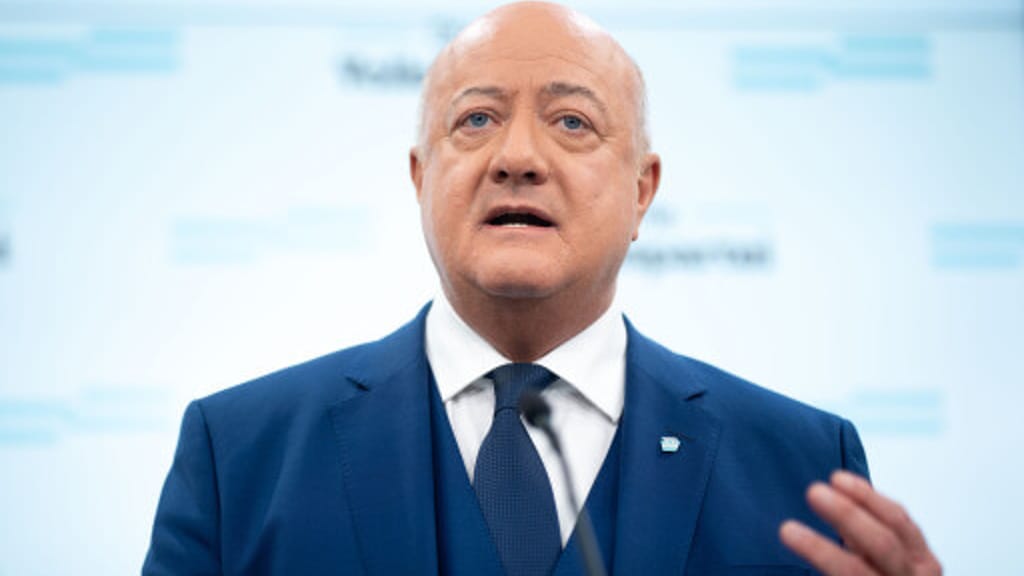 Umfrage: ÖVP überholt SPÖ – doch FPÖ bleibt stärkste Kraft - politik - exxpress Nachrichten