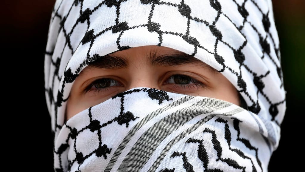 Studie schockt: Antisemitismus wird jung, muslimisch, bildungsfern - news - exxpress Nachrichten