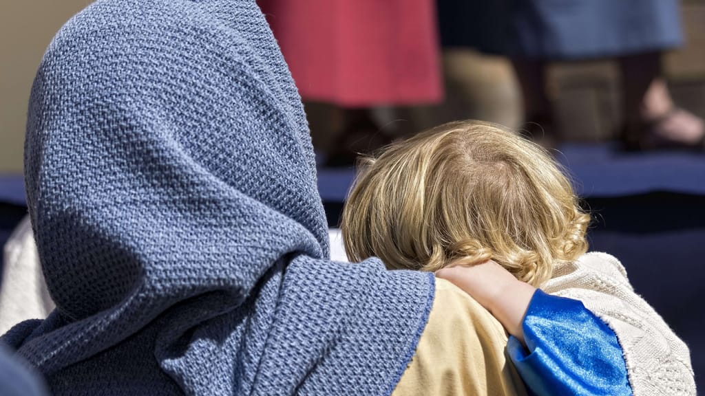 Acht Kinder, zwei Mütter – und wir zahlen? Syrer will beide Frauen nachholen - news - exxpress Nachrichten