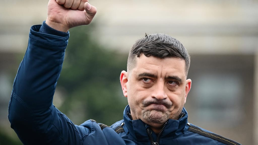 Kommentar von Alex Todericiu: Ein Haiduk dient der rumänischen Nation - meinung - exxpress Nachrichten