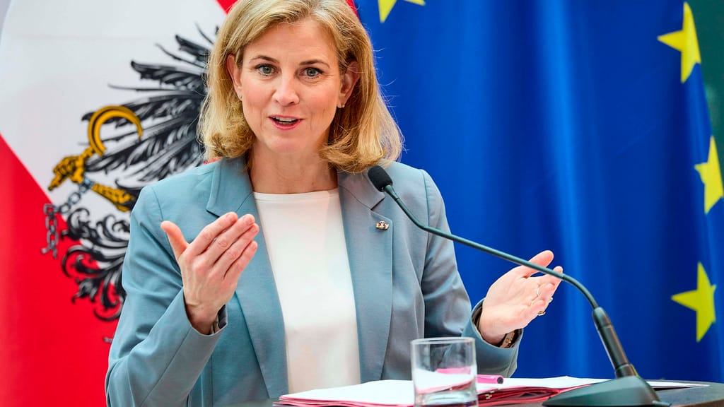 Einladung nach Wien! Meinl-Reisinger telefonierte mit US-Außenminister Rubio - politik - exxpress Nachrichten