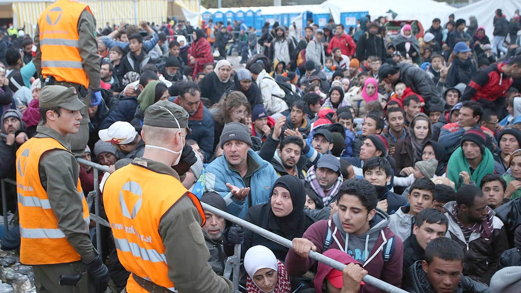 Milliarden für Migration: Brüssel verteilt erneut Mittel für Flüchtlingshilfe - politik - exxpress Nachrichten