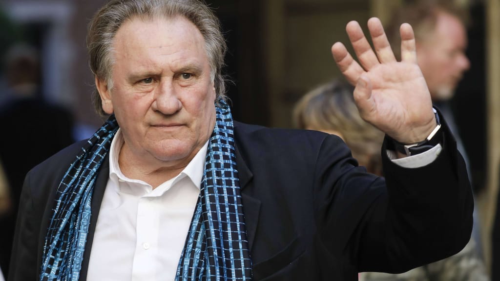 Gérard Depardieu zu 18 Monaten auf Bewährung verurteilt - news - exxpress Nachrichten