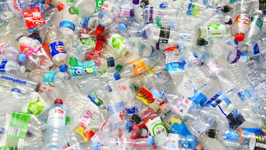 Graz startet Pilotprojekt: Pfandflaschen spenden statt wegwerfen - news - exxpress Nachrichten