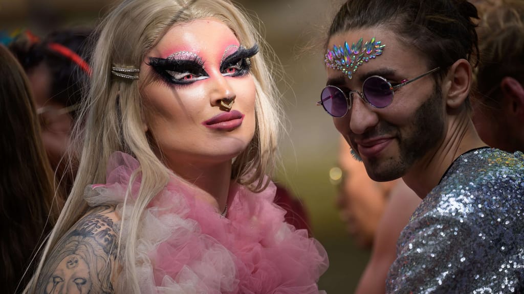 Vienna Pride steht bevor: Hunderttausende werden teilnehmen - news - exxpress Nachrichten