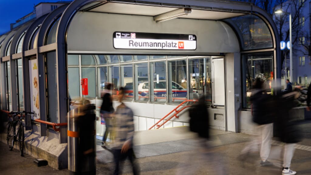 Reumannplatz: 15-jähriger Syrer verletzt 33-Jährigen mit Messer - news - exxpress Nachrichten