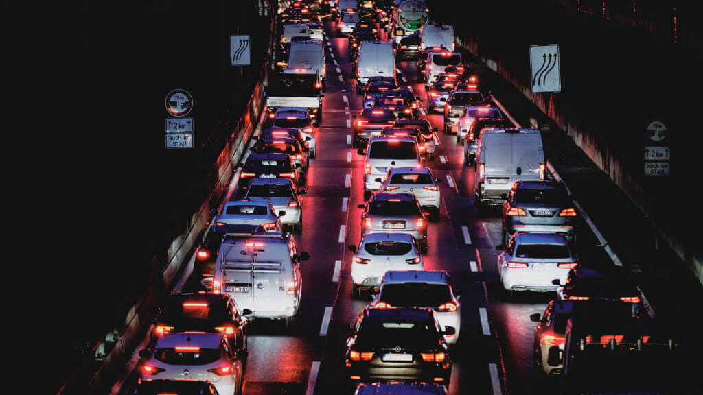 Chaotischer Pfingstverkehr: Mega-Stau legt Verkehr lahm - news - exxpress Nachrichten