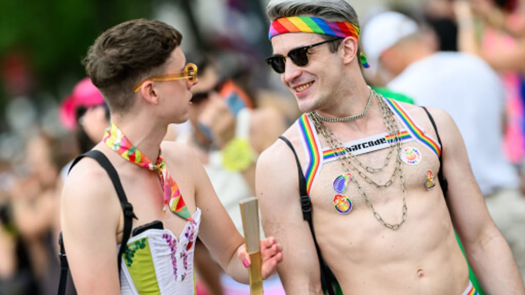 Schnedlitz fordert: Vatertag ist wichtiger als Pride Month - politik - exxpress Nachrichten