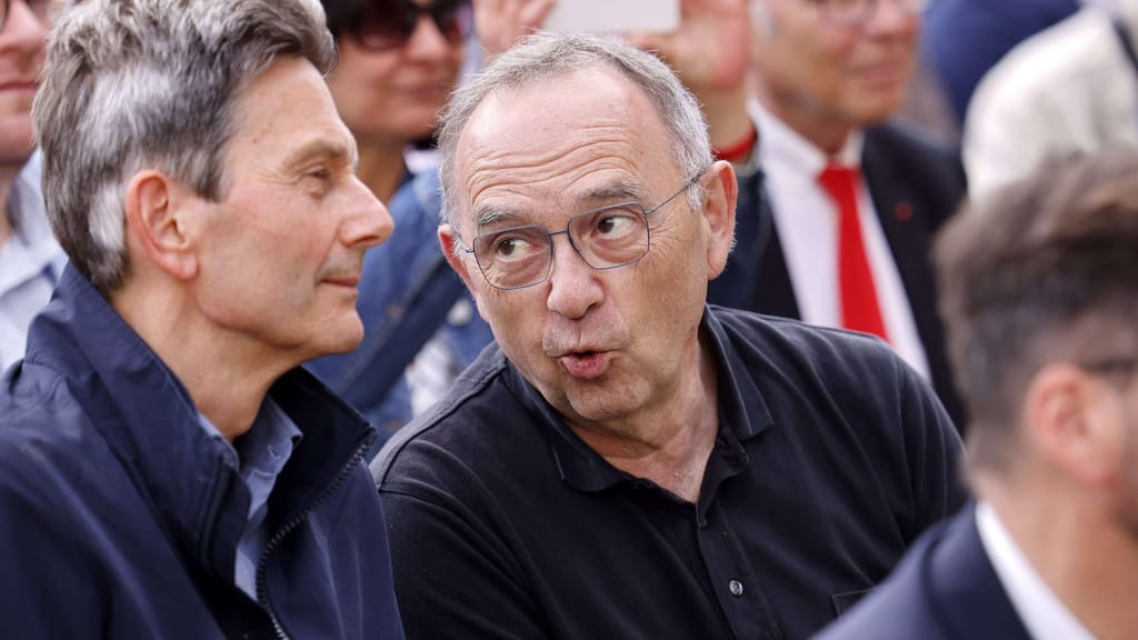 Paukenschlag aus eigenen Reihen: SPD-Politiker fordern Gespräche mit Russland! - politik - exxpress Nachrichten