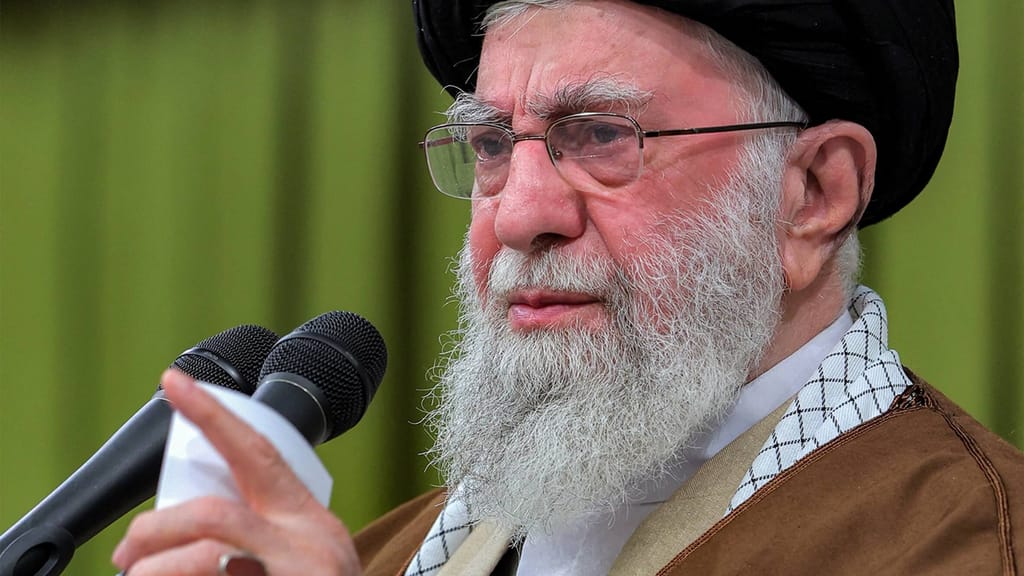 Khameneis Tage gezählt: Insider planen Machtwechsel! - politik - exxpress Nachrichten