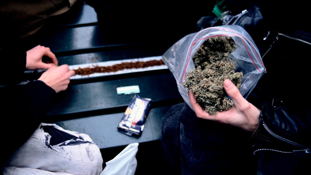 Grenzen offen, Dealer frei: Wie Europa zur Drogen-Drehscheibe wurde - news - exxpress Nachrichten