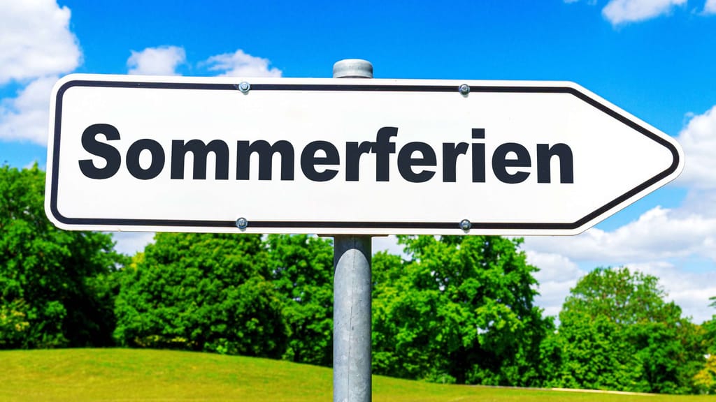 AK warnt: Sommerbetreuung wackelt – Eltern oft auf sich allein gestellt - news - exxpress Nachrichten