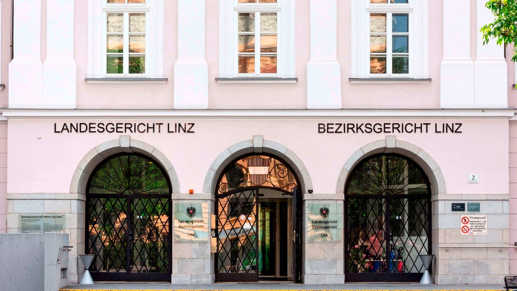 Jugendlicher verbreitet IS Propaganda: Jetzt steht er vor Gericht - news - exxpress Nachrichten