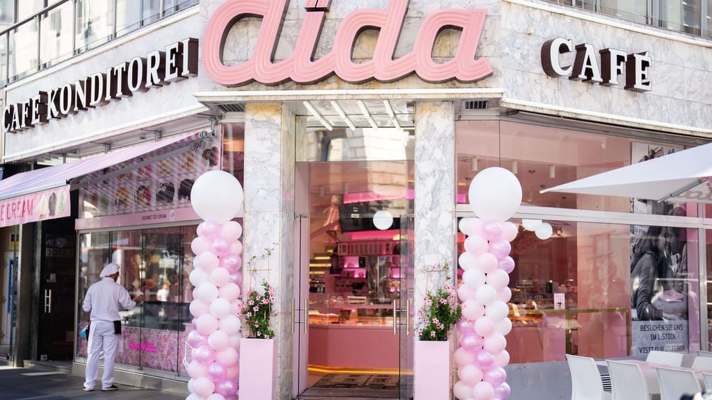 AÏDA: Wiener Kult-Café feiert dreifachen Triumph bei den FAB Awards - economy - exxpress Nachrichten