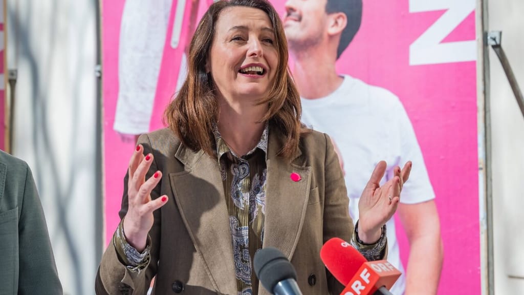 NEOS feiern Ende des Polit-Einflusses auf ORF - politik - exxpress Nachrichten