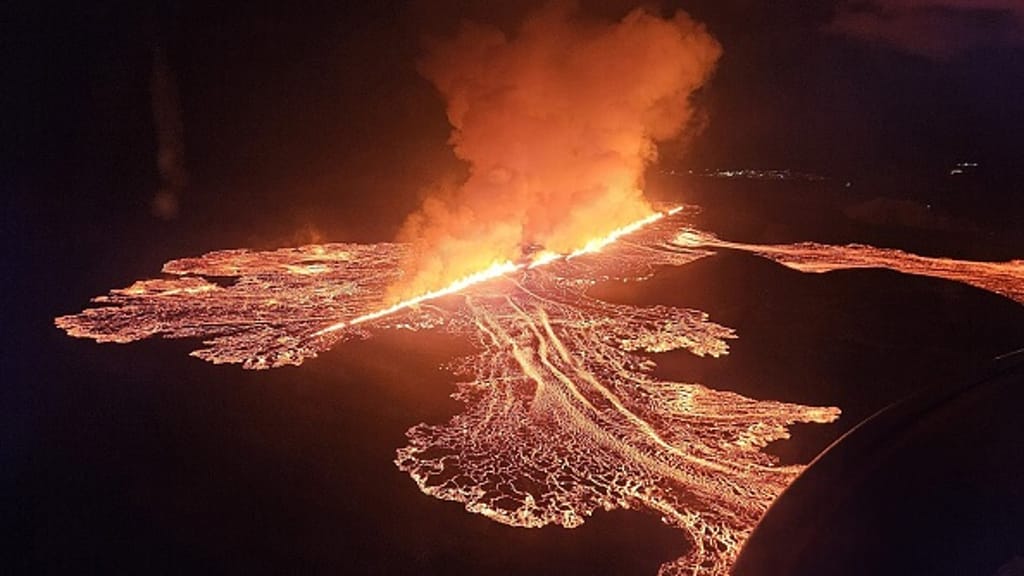 Island: Zwölfter Vulkanausbruch seit 2021 – Lavafontänen nahe Reykjavik - news - exxpress Nachrichten