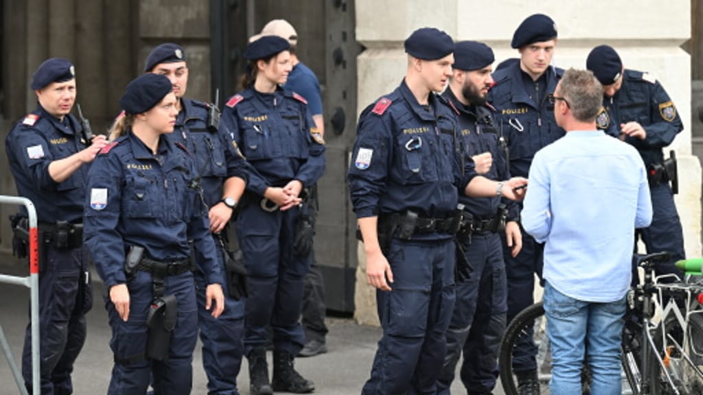 Sparhammer bei Polizei: Beamte schlagen Alarm! - politik - exxpress Nachrichten