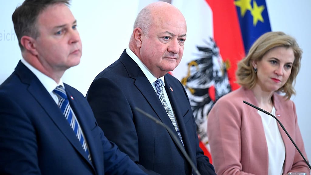 Nach Israel-Erklärung: Stocker sieht „keine Unstimmigkeiten“ in der Koalition - politik - exxpress Nachrichten