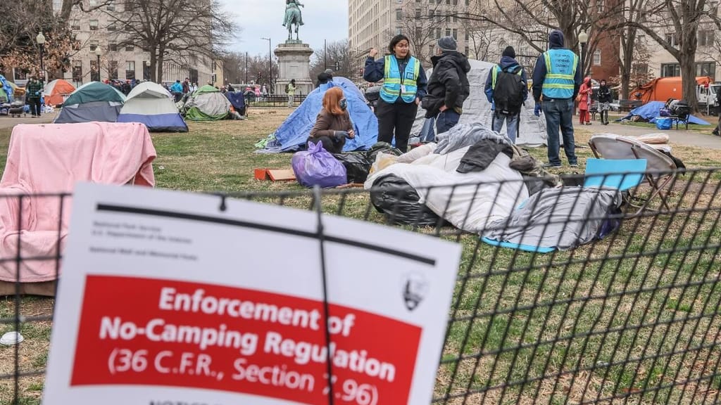 Trump lässt Obdachlose vor dem Weißen Haus räumen – per Präsidenten-Erlass - politik - exxpress Nachrichten
