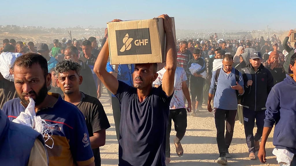 Reuters verharmlost Terror: Hamas plündert Hilfsgüter – Beweise sind erdrückend - politik - exxpress Nachrichten