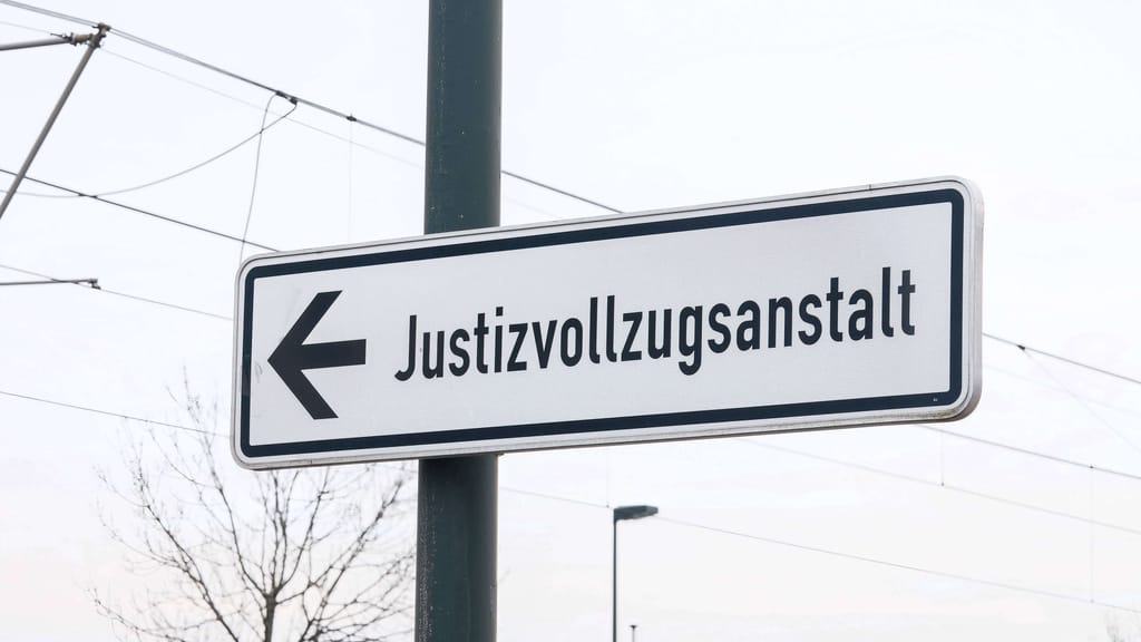 Wien zahlt Häftlingen Mietbeihilfe – ÖVP und FPÖ fordern Reform - politik - exxpress Nachrichten