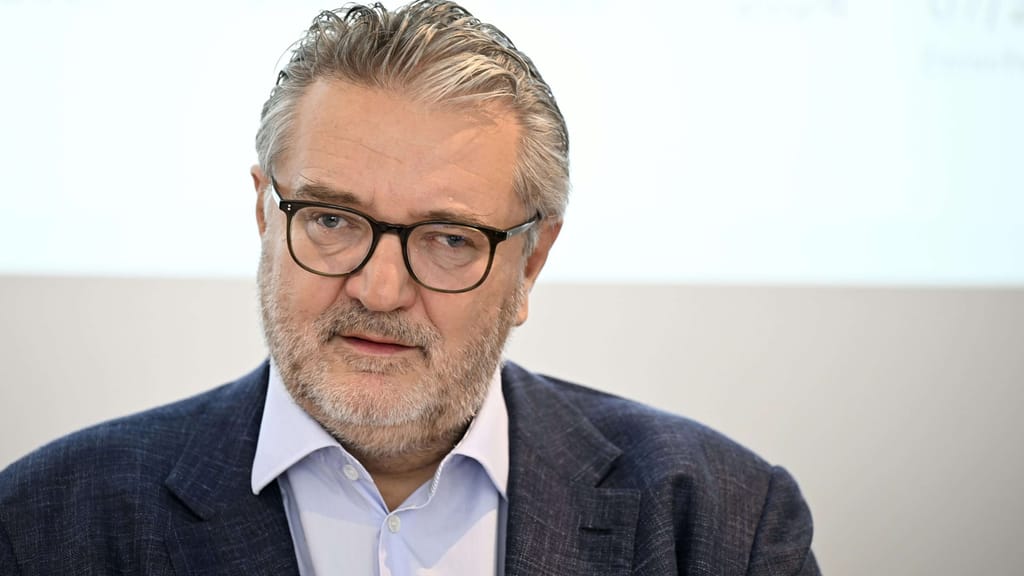 Infoblätter in Arabisch und Türkisch: Streit um Wiens Mindestsicherung - politik - exxpress Nachrichten