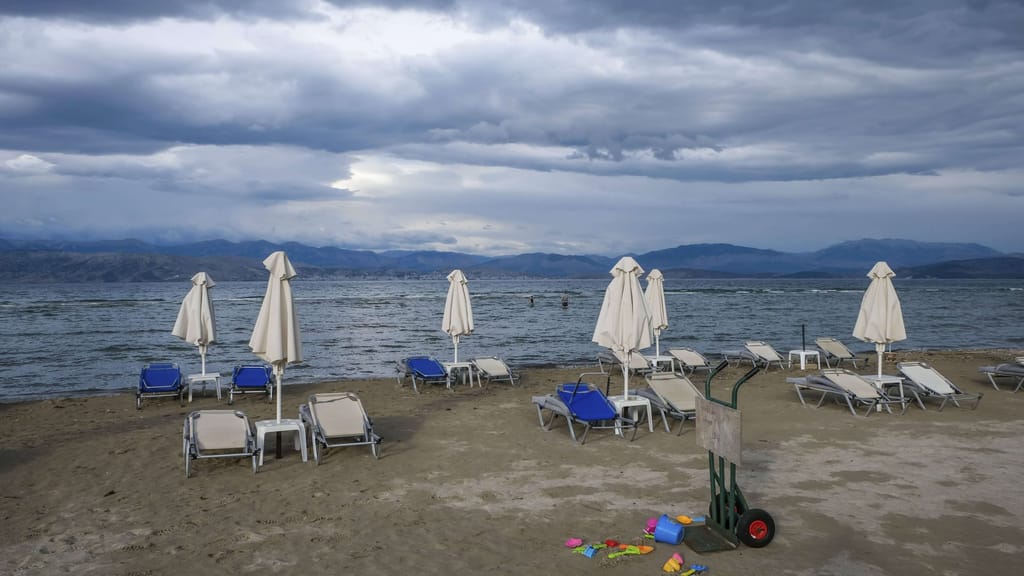 Strand-Horror: Pädophiler fotografiert Kinder - news - exxpress Nachrichten