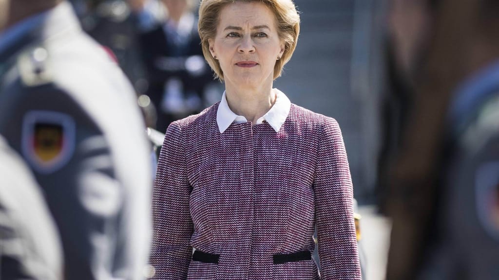 EU-Truppen in der Ukraine? Kerber: „Von der Leyens Luftschloss ist brandgefährlich“ - politik - exxpress Nachrichten