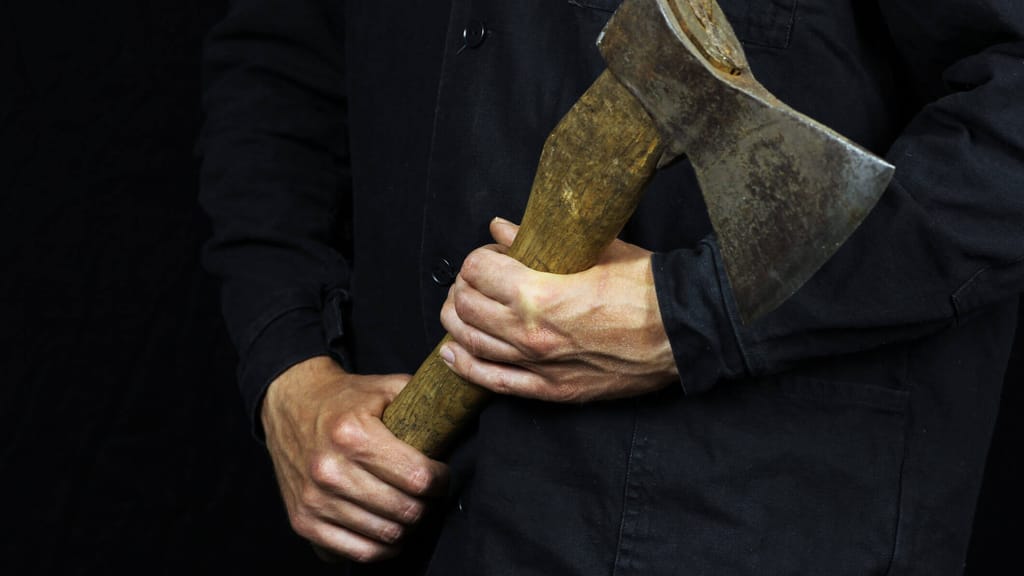Versuchter Mord: Sohn (21) wollte Vater mit Axt erschlagen - news - exxpress Nachrichten